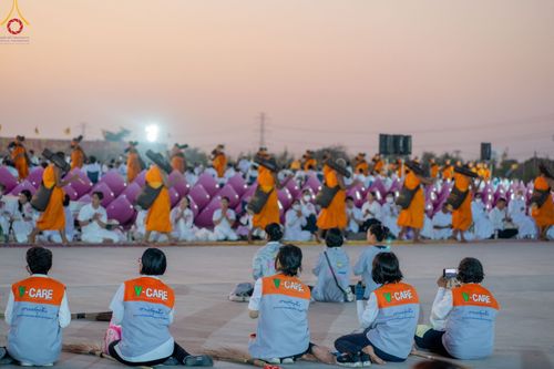 ภาพ No.117894:V.17 สำเร็จๆ การเตรียมงาน เก็บงาน การรับบุญของเจ้าหน้าที่หน่วยงานต่างๆ เพื่อโครงการธรรมยาตรา กตัญญูบูชามหาปูชนียาจารย์ พระมงคลเทพมุนี (สด จนฺทสโร) พระผู้ปราบมาร อนุสรณ์สถาน 7 แห่ง ปีที่ 12 ระหว่างวันที่ 2 - 31 มกราคม พ.ศ.2567