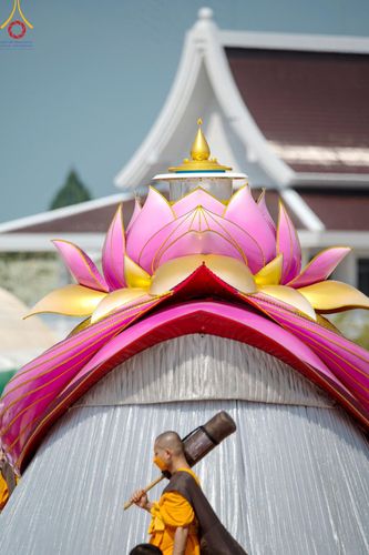 ภาพ No.129152:พระธรรมยาตราเดินธรรมยาตรา ณ ชุมชนรอบศูนย์ปฏิบัติธรรมภาคใต้ อ.บางกล่ำ จ.สงขลา วันที่ 10 มีนาคม พ.ศ. 2567