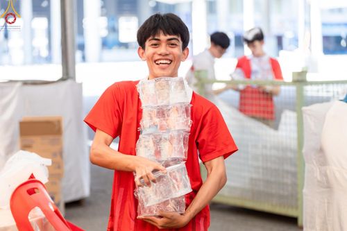 ภาพ No.59557:การอบรมอาสาสมัคร  เตรียมงานและจัดถวายภัตตาหาร แด่พระสังฆาธิการ 10,000 กว่าวัดทั่วประเทศ ในวันที่ 21-22 เมษายน พ.ศ.2567 เพื่องานวันคุ้มครองโลก จัดโดย ชมรมพุทธศาสตร์สากลฯ