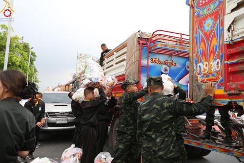 ภาพ No.126976:V.30 เต็มที่ เพื่อโคราช การเตรียมงาน ปฏิบัติงาน และเก็บงาน ของเจ้าหน้าที่หน่วยงานต่างๆ ทุกภาคส่วน เพื่อพิธีทำบุญเมืองนครราชสีมา ฉลอง 556 ปี ตักบาตรพระ 10,000 รูป ในวันเสาร์ที่ 2 มีนาคม พ.ศ.2567 ณ อนุสาวรีย์ท้าวสุรนารี จ.นครราชสีมา จัดโดย คณะสงฆ์จังหวัดนค