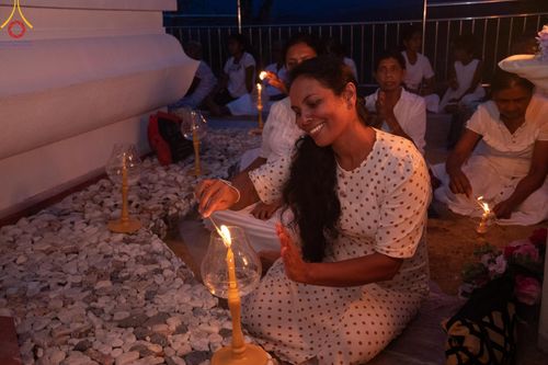 ภาพ No.141252:PhotoStory มหาศรัทธา ธรรมยาตราศรีลังกา EP.6 พิธีจุดวิสาขประทีป 6 วัด ถวายเป็น พุทธบูชา  โครงการสยาม-ลังกา ธรรมยาตรา  ฉลองเทศกาลวิสาขบูชาแห่งชาติ ศรีลังกา  บูชาธรรม 80 ปี หลวงพ่อธัมมชโย วันที่ 16 พฤษภาคม พ.ศ. 2567