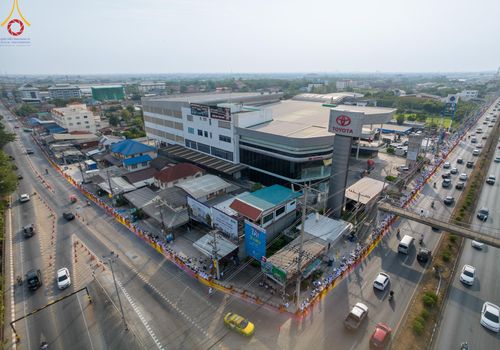 ภาพ No.120220:พิธีต้อนรับพระธรรมยาตรา ในโครงการธรรมยาตรา กตัญญูบูชา มหาปูชนียาจารย์ พระมงคลเทพมุนี(สด จนฺทสโร) พระผู้ปราบมาร อนุสรณ์สถาน 7 แห่ง ปีที่ 12 วันที่ 28 มกราคม พ.ศ. 2567 ณ วัดพระธรรมกาย จ.ปทุมธานี