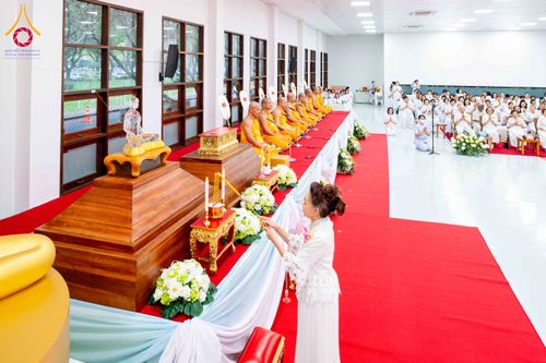 ภาพ No.314894:วันอาทิตย์ที่ 22 มีนาคม พ.ศ. 2569 พิธีบำเพ็ญกุศล คุณพ่อณรงค์ จินตมากุล  สิริอายุ 99 ปี 11 เดือน โยมบิดา พระครูปลัดรัตนวีรวัฒน์ (รังสฤษดิ์ อิทฺธิจินตโก) ที่ปรึกษาเจ้าคณะจังหวัดปทุมธานี เจ้าอาวาสวัดพระธรรมกาย  ณ ห้องปลูกศรัทธา 2 วัดพระธรรมกาย ปทุมธานี