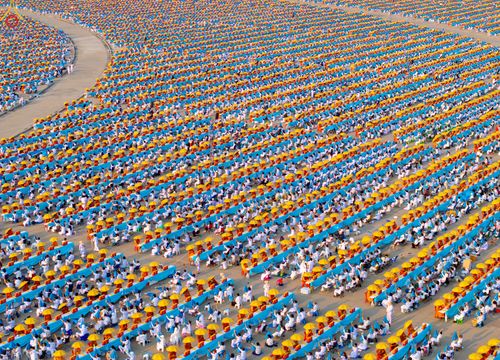 ภาพ No.324178:วันที่ 22 เมษายน พ.ศ.2569 (วันคุ้มครองโลก) พิธีถวายมหาสังฆทาน 40,000 กว่าวัดทั่วประเทศ ณ ลานธรรม พระมหาธรรมกายเจดีย์ วัดพระธรรมกาย