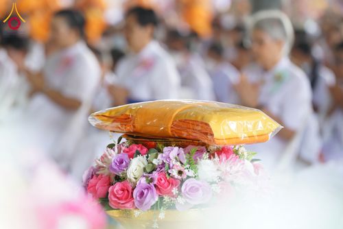 ภาพ No.298994:วันที่ 20 มกราคม พ.ศ. 2569 พิธีทอดผ้าป่าทำนุบำรุงศาสนสถาน ณ วัดใหม่นพรัตน์ ต.เนินพระปรางค์ อ.สองพี่น้อง จ.สุพรรณบุรี ในโครงการธรรมยาตรา กตัญญูบูชา มหาปูชนียาจารย์ พระมงคลเทพมุนี(สด จนฺทสโร) พระผู้ปราบมาร อนุสรณ์สถาน 7 แห่ง ปีที่ 14