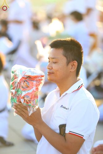 ภาพ No.68741:พิธีตักบาตรฉลองพระใหม่ วันที่ 1 มกราคม พ.ศ. 2566 ณ วัดพระธรรมกาย จ.ปทุมธานี