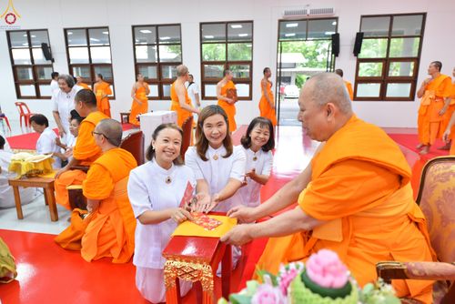 ภาพ No.343018:วันอาทิตย์ที่ 9 สิงหาคม พ.ศ.2569 พิธีมอบพัด ตั้งฐานานุกรม พระราชภาวนาวชิรวิเทศ วิ. ณ ห้องอาคารปลูกศรัทธา 2 วัดพระธรรมกาย
