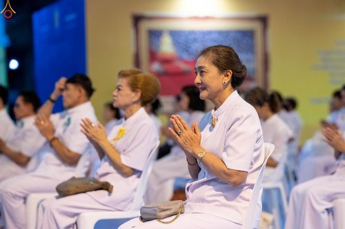 ภาพ No.345947:วันพฤหัสบดีที่ 27 สิงหาคม พ.ศ.2569 พิธีฉลองชัยสวดมนต์บทธัมมจักกัปปวัตตนสูตร 8,657,585,858 จบ ณ มหารัตนวิหารคด วัดพระธรรมกาย