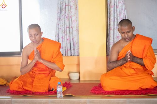 ภาพ No.291217:วันที่ 9 มกราคม พ.ศ. 2569 พิธีทอดผ้าป่าทำนุบำรุงศาสนสถาน ณ วัดนาราภิรมย์ อ.บางเลน จ.นครปฐม ในโครงการธรรมยาตรา กตัญญูบูชา มหาปูชนียาจารย์ พระมงคลเทพมุนี(สด จนฺทสโร) พระผู้ปราบมาร อนุสรณ์สถาน 7 แห่ง ปีที่ 14