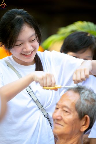 ภาพ No.319731:วันอาทิตย์ที่ 5 เมษายน พ.ศ.2569 พิธีตัดปอยผม และปลงผมนาคธรรมทายาท โครงการบรรพชาและอุปสมบทหมู่ รุ่นบูชาธรรม 82 ปี หลวงพ่อธัมมชโย