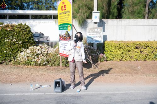 ภาพ No.301462:ภาพเบื้องหลังอาสาสมัครรวมใจ ชุดที่ 4 ในโครงการธรรมยาตรา กตัญญูบูชา มหาปูชนียาจารย์ พระมงคลเทพมุนี(สด จนฺทสโร) พระผู้ปราบมาร อนุสรณ์สถาน 7 แห่ง ปีที่ 14