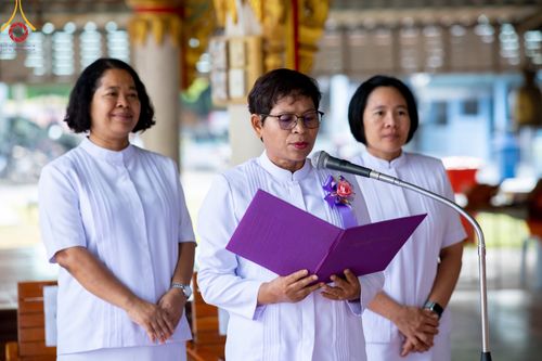 ภาพ No.311049:วันพฤหัสบดีที่ 26 กุมภาพันธ์ พ.ศ. 2569 พิธีถวายสังฆทานแด่คณะสงฆ์ 323 วัด ปีที่ 22 ครั้งที่ 182 พิธีมอบกองทุนหนุนแรงใจช่วยครูใต้ ปีที่ 19 ครั้งที่ 145 และพิธีทำบุญอุทิศส่วนกุศลให้ผู้วายชนม์