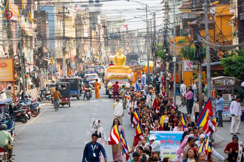 ภาพ No.317118:วันเสาร์ที่ 28 มีนาคม พ.ศ.2569 ธรรมยาตราจาริก ณ ซุ้มประตูลุมพินีเกต(Lumbini Gate) ประเทศเนปาล