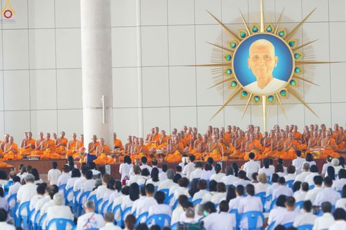 ภาพ No.348310:วันที่ 10 กันยายน พ.ศ.2569 พิธีสวดพระพุทธมนต์ และถวายภัตตาหารเป็นสังฆทาน เนื่องในวันครบ 26 ปี วันคล้ายละสังขาร คุณยายอาจารย์มหารัตนอุบาสิกาจันทร์ ขนนกยูง ณ หอฉันคุณยายอาจารย์ฯ วัดพระธรรมกาย