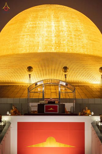 ภาพ No.81883:พิธีจุดวิสาขประทีปและเวียนประทักษิณ เนื่องในวันวิสาขบูชา วันเสาร์ที่ 3 มิถุนายน 2566 ณ ลานธรรมพระมหาธรรมกายเจดีย์ วัดพระธรรมกาย จ.ปทุมธานี