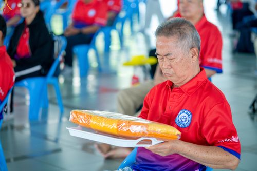 ภาพ No.321129:วันที่ 10 เมษายน พ.ศ.2569 โครงการส่งเสริมและสนับสนุนการเรียนรู้สำหรับผู้สูงอายุ ประจำปีงบประมาณ พ.ศ.2569 จัดโดย ฝ่ายสังคมสงเคราะห์ กองสวัสดิการสังคม องค์การบริหารตำบลคลองสาม จ.ปทุมธานี ณ วัดพระธรรมกาย