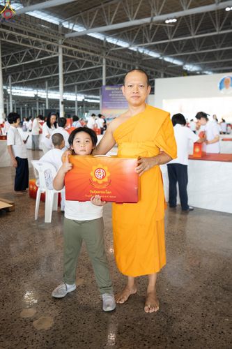 ภาพ No.316021:วันที่ 24 - 27 มีนาคม พ.ศ.2569 การเตรียมงานมหาสังฆทาน 40,000 กว่าวัดทั่วไทย วันคุ้มครองโลก 22 เมษายน พ.ศ.2569