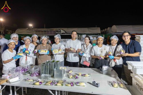 ภาพ No.301673:วันที่ 24 มกราคม พ.ศ. 2569 พิธีถวายภัตตาหารเป็นสังฆทาน แด่พระธรรมยาตรา ณ อนุสรณ์สถานบางปลา วัดบางปลา อำเภอบางเลน จังหวัดนครปฐม ในโครงการธรรมยาตรา กตัญญูบูชา มหาปูชนียาจารย์ พระมงคลเทพมุนี(สด จนฺทสโร) พระผู้ปราบมาร อนุสรณ์สถาน 7 แห่ง ปีที่ 14