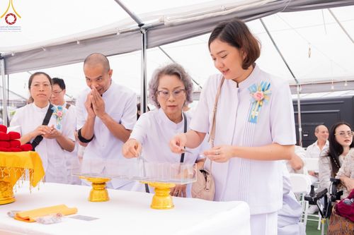 ภาพ No.144769:พิธีประดิษฐานลูกนิมิตมหาสมบัติ ผูกสีมาสถาปนาอุโบสถ บูชาธรรม ๘๐ ปี หลวงพ่อธัมมชโย วันอาทิตย์ที่ ๓๐ มิถุนายน พ.ศ. ๒๕๖๗ วัดพระธรรมกายนิวเจอร์ซี ประเทศสหรัฐอเมริกา