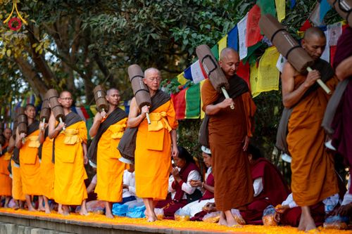ภาพ No.132100:พิธีต้อนรับ พระ-สามเณร ธรรมยาตรา ในโครงการบรรพชา 1,250 รูป ณ แดนประสูติ สวนลุมพินี ประเทศเนปาล วันที่ 16-17 มีนาคม พ.ศ. 2567
