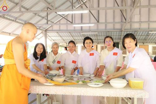 ภาพ No.158333:โครงการอบรมอุบาสก อุบาสิกาแก้ว  ตัวแทนทอดกฐิน 30,000 วัด ทั่วไทย บูชาธรรม 80 ปี หลวงพ่อธัมมชโย ระหว่างวันที่ 20-22 กันยายน พ.ศ. 2567 ณ จังหวัดบุรีรัมย์ รุ่นที่ 3