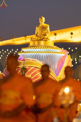 ภาพ No.204566:พิธีจุดประทีปถวายเป็นพุทธบูชา และบูชาธรรมมหาปูชนียาจารย์ ณ วัดพระธรรมกาย ตำบลคลองสาม อำเภอคลองหลวง จังหวัดปทุมธานี ในโครงการธรรมยาตรา กตัญญูบูชา มหาปูชนียาจารย์ พระมงคลเทพมุนี(สด จนฺทสโร) พระผู้ปราบมาร ปีที่ 13 วันที่ 31 มกราคม พ.ศ. 2568