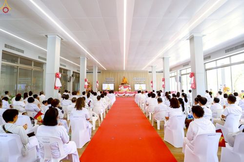 ภาพ No.249243:วันที่ 20 กันยายน พ.ศ. 2568 พิธีประดิษฐานรูปหล่อหลวงปู่วัดปากน้ำ ภาษีเจริญ ณ วิหารพระมงคลเทพมุนี (สด จนฺทสโร) ศูนย์ปฏิบัติธรรมภูเก็ต จ.ภูเก็ต