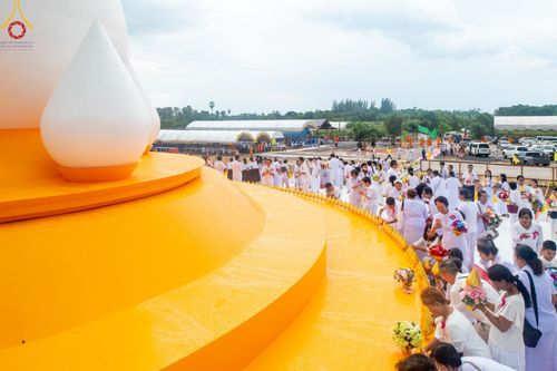 ภาพ No.144463:3 Bigboon 1.พิธีทอดผ้าป่าสถาปนาสังฆรัตนะปทุมเจดีย์ 2.พิธีประดิษฐานดอกบัวอนันต์นิรันดร์กาล 3.พิธีถวายมหาสังฆทานแด่คณะสงฆ์ทุกวัดในจังหวัดปัตตานี ณ ศูนย์อบรมเยาวชนจังหวัดปัตตานี วันอาทิตย์ที่ 14 กรกฎาคม พ.ศ. 2567