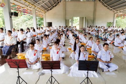 ภาพ No.234273:พิธีมุทิตาสักการะ "พระสิริรัตนเมธี" เจ้าคณะจังหวัดเลย ,พิธีถวายไทยธรรม ๙ วัด และพิธีทอดผ้าป่าเพื่อสร้างทุกสิ่ง  ในวาระทำบุญครบรอบ ๑๐ ปี ณ ศูนย์ปฏิบัติธรรมแก้วภูเรือ อ.ภูเรือ จ.เลย