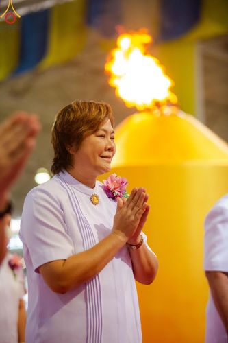 ภาพ No.151506:พิธีจุดเทียนใจ ไฟนิรันดร์ อนันตชัย ณ สภาธรรมกายสากล วัดพระธรรมกาย วันอาทิตย์ต้นเดือนที่ 1 กันยายน พ.ศ. 2567