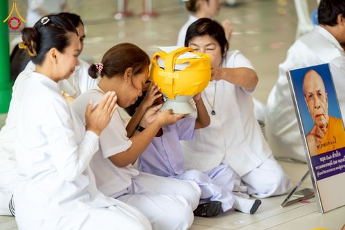 ภาพ No.244843:วันเสาร์ที่ 6 กันยายน พ.ศ. 2568 พิธีถวายบาตร บรรพชา อุปสมบทของนาคธรรมทายาท โครงการอุปสมบทหมู่บูชาธรรมครบรอบ 108 ปี  วันครูผู้ค้นพบวิชชาธรรมกาย ณ โบสถ์พระไตรปิฎก วัดพระธรรมกาย