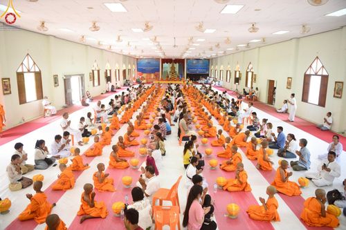 ภาพ No.216428:วันเสาร์ที่ 5 เมษายน พ.ศ. 2568 พิธีขอบรรพชา พิธีขอสรณคมน์และศีล พิธีขอนิสสัย พิธีถวายบาตร ในโครงการบรรพชาสามเณรฟื้นฟูพระพุทธศาสนาทั่วไทย  ณ วัดพระพุทธบาท ราชวรมหาวิหาร ต.ขุนโขลน อ.พระพุทธบาท จ.สระบุรี