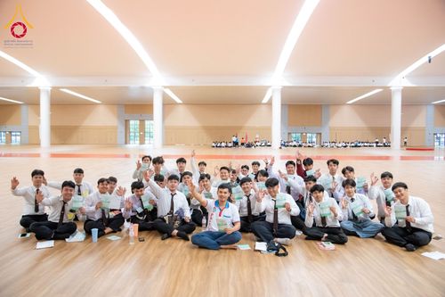 ภาพ No.181085:การอบรมโครงการตอบปัญหาธรรมะ "ทางก้าวหน้า" ครั้งที่ 42 SUPERVISOR รอบ Final Course วันที่ 23-24 พฤศจิกายน พ.ศ. 2567 ณ ห้องแก้วสารพัดนึก 2 วัดพระธรรมกาย