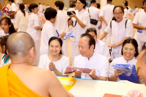 ภาพ No.232573:วันอาทิตย์ที่ 6 กรกฏาคม พ.ศ. 2568 พิธีมุทิตาสักการะพระครูสัญญาบัตร ปีพุทธศักราช 2568 ณ ห้องแก้วสารพัดนึก2 สภาธรรมกายสากล วัดพระธรรมกาย