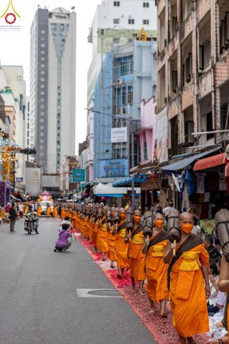 ภาพ No.128545:พิธีอัญเชิญพระบรมสารีริกธาตุ " ใจกลางเมืองนครหาดใหญ่ " เพื่อประดิษฐาน ณ มหารัตนเจดีย์สิริปทุมสวรรค์ (เจดีย์อริยพุทธะ 5 พระองค์) ศูนย์ปฏิบัติธรรมภาคใต้ อ.บางกล่ำ จ.สงขลา  วันที่ 9 มีนาคม พ.ศ. 2567 (ชุดที่ 2)