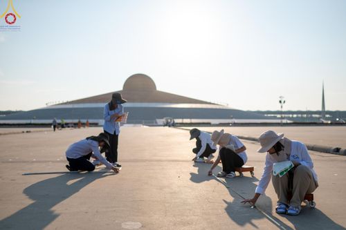 ภาพ No.60891:V.37 ยิ่งกว่าดี เพื่อ 80 ปีของพ่อ ภาพการเตรียมงานของหน่วยงานต่างๆ เพื่อพิธีฉลองอายุวัฒนมงคล 80 ปี หลวงพ่อธัมมชโย และรับถวายมหาสังฆทาน 10,000 กว่าวัดทั่วประเทศ ในวันคุ้มครองโลก วันจันทร์ที่ 22 เมษายน พ.ศ. 2567