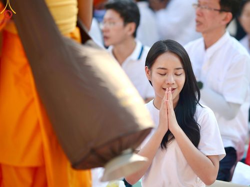 ภาพ No.195530:พิธีต้อนรับพระธรรมยาตรา ณ อนุสรณ์สถานลำดับที่ 4 สถานที่เกิดด้วยกายธรรม วัดโบสถ์(บน) ต.บางคูเวียง จ.นนทบุรี ในโครงการธรรมยาตรา กตัญญูบูชา มหาปูชนียาจารย์ พระมงคลเทพมุนี(สด จนฺทสโร) พระผู้ปราบมาร อนุสรณ์สถาน 7 แห่ง ปีที่ 13 วันที่ 15 มกราคม พ.ศ. 2568