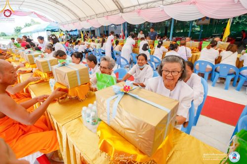 ภาพ No.161121:พิธีถวายมหาสังฆทาน 31 วัด , พิธีบุพเปตพลี , พิธีไถ่ชีวิตโค และ ปล่อยพันธ์ุปลาจำนวน 50,000 ชีวิต ณ ศูนย์การศึกษาจอมบึง ต.รางบัว อ.จอมบึง จ.ราชบุรี วันที่ 28 กันยายน พ.ศ. 2567