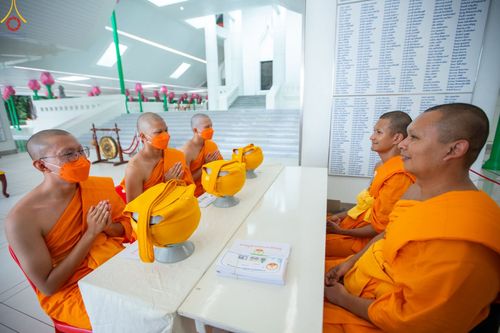 ภาพ No.84269:พิธีขอบรรพชา , พิธีขอสรณคมน์และศีล ,  พิธีรับบาตร , พิธีอุปสมบท ในโครงการบรรพชาอุปสมบทหมู่ธรรมทายาทรุ่นเข้าพรรษา และโครงการบรรพชาสามเณรโรงเรียนนานาชาติ รุ่นที่ 12 ณ โบสถ์พระไตรปิฎก วัดพระธรรมกาย วันที่ 22 กรกฎาคม พ.ศ. 2566