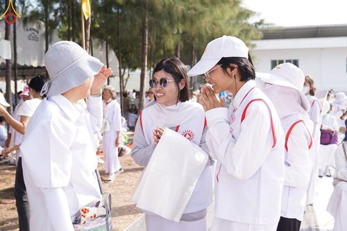 ภาพ No.203028:V.51 สารพัดV สารพัดดี ที่คลองบางนางแท่น ในโครงการธรรมยาตรา กตัญญูบูชา มหาปูชนียาจารย์ พระมงคลเทพมุนี(สด จนฺทสโร) พระผู้ปราบมาร อนุสรณ์สถาน 7 แห่ง ปีที่ 13 ระหว่างวันที่ 2-31 มกราคม พ.ศ. 2568