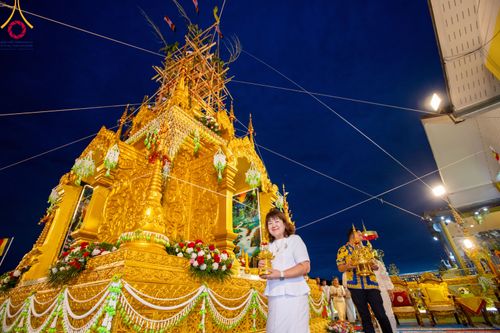 ภาพ No.90500:พิธีอัญเชิญพระบรมสารีริกธาตุประดิษฐาน ณ เจดีย์ศรีสองรัก วัดเก่าเขาน้อย อ.ปากน้ำปราณ จ.ประจวบคีรีขันธ์ วันที่ 3 ตุลาคม พ. ศ. 2566