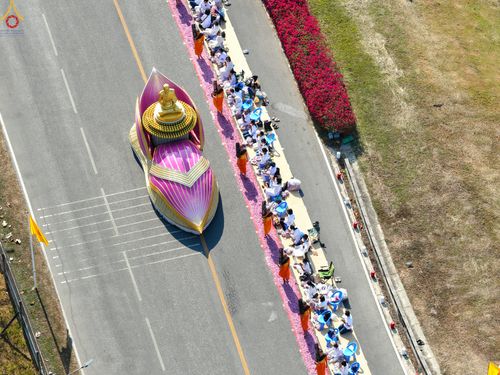 ภาพ No.305889:วันที่ 25 มกราคม พ.ศ. 2569 พิธีต้อนรับพระธรรมยาตรา วัดพระธรรมกาย(ภาพชุดที่ 3) ในโครงการธรรมยาตรา กตัญญูบูชา มหาปูชนียาจารย์ พระมงคลเทพมุนี(สด จนฺทสโร) พระผู้ปราบมาร อนุสรณ์สถาน 7 แห่ง ปีที่ 14