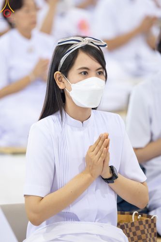 ภาพ No.78922:พิธีตักบาตร ข้าวสารอาหารแห้ง พิธีบูชาข้าวพระ ในวันอาทิตย์ต้นเดือนที่ 2 เมษายน พ.ศ. 2566