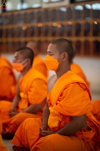 ภาพ No.80006:สามเณรฟังธรรม ปฎิบัติธรรม ในโครงการบรรพชาสามเณรหมู่ ประเทศเนปาล วันที่ 20 มีนาคม พ.ศ.2566