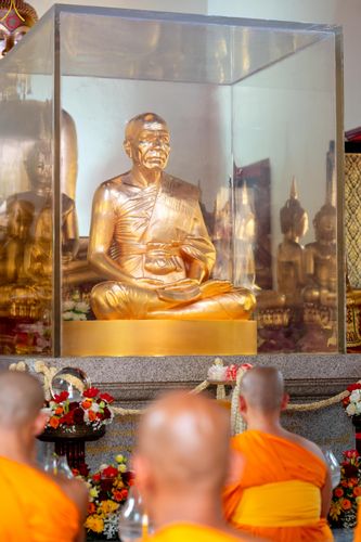 ภาพ No.296810:วันที่ 17 มกราคม พ.ศ. 2569 พิธีจุดประทีปถวายเป็นพุทธบูชา และบูชาธรรมมหาปูชนียาจารย์  ณ วัดโบสถ์บน ต.บางคูเวียง จ.นนทบุรี อนุสรณ์สถานลำดับที่ 4 สถานที่เกิดด้วยกายธรรม ในโครงการธรรมยาตรา กตัญญูบูชา มหาปูชนียาจารย์ พระมงคลเทพมุนี(สด จนฺทสโร) พระผู้ปราบมาร อ