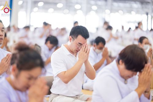 ภาพ No.126693:พิธีบูชาข้าวพระ ในวันอาทิตย์ต้นเดือนที่ 3 มีนาคม พ.ศ. 2567 ณ วัดพระธรรมกาย จ.ปทุมธานี