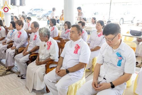 ภาพ No.230224:วันเสาร์ที่ 28 มิถุนายน พ.ศ. 2568 พิธีถวายสังฆทาน 323 วัด 4 จังหวัดชายแดนใต้ ปีที่ 21 ครั้งที่ 178 พิธีมอบกองทุนหนุนแรงใจช่วยครูใต้ ปีที่ 18 ครั้งที่ 142 ณ ศูนย์อบรมเยาวชนจังหวัดปัตตานี