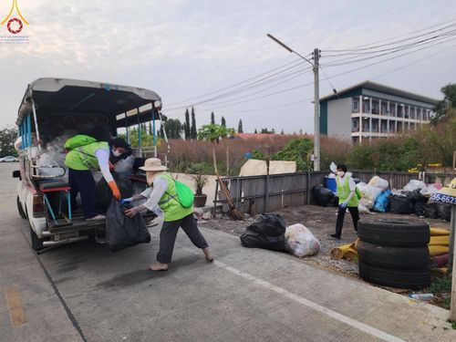 ภาพ No.121840:V.22 ต่อไป การเตรียมงาน เก็บงาน การรับบุญของเจ้าหน้าที่หน่วยงานต่างๆ เพื่อโครงการธรรมยาตรา กตัญญูบูชา มหาปูชนียาจารย์ พระมงคลเทพมุนี (สด จนฺทสโร) พระผู้ปราบมาร อนุสรณ์สถาน 7 แห่ง ปีที่ 12 ระหว่างวันที่ 2 - 31 มกราคม พ.ศ.2567