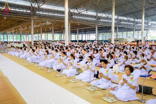 ภาพ No.121633:พิธีถวายภัตตาหารเป็นสังฆทาน แด่คณะพระธรรมยาตรา ปีที่ 12 วันที่ 31 มกราคม พ.ศ. 2567 ณ สภาธรรมกายสากล วัดพระธรรมกาย