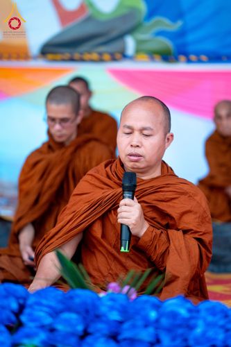 ภาพ No.176243:พิธีทอดกฐินสมทบ โดยมูลนิธิธรรมกาย ในนามหลวงพ่อธัมมชโย ณ วัดสัทธนารามา บานา วิหาร เมืองไดยุน รัฐอรุนาจาลประเทศ ประเทศอินเดีย วันที่ 15 พฤศจิกายน พ.ศ. 2567